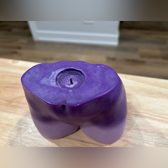 Caia Candle Le Petit Derriere Natural Candle 1.3kg - Picture 2 of 7